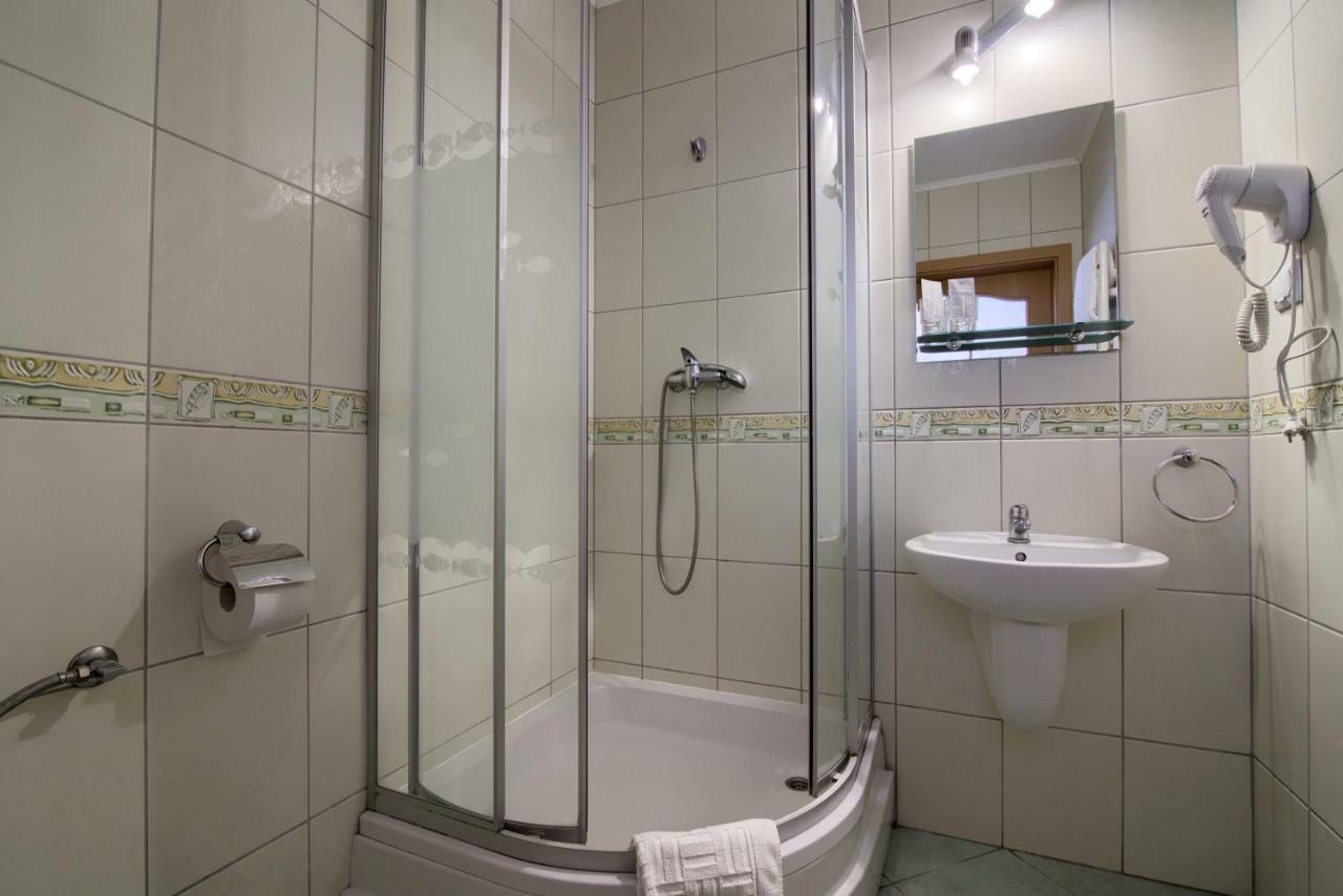 Nawigator Hotel Мендзиздрое Екстериор снимка
