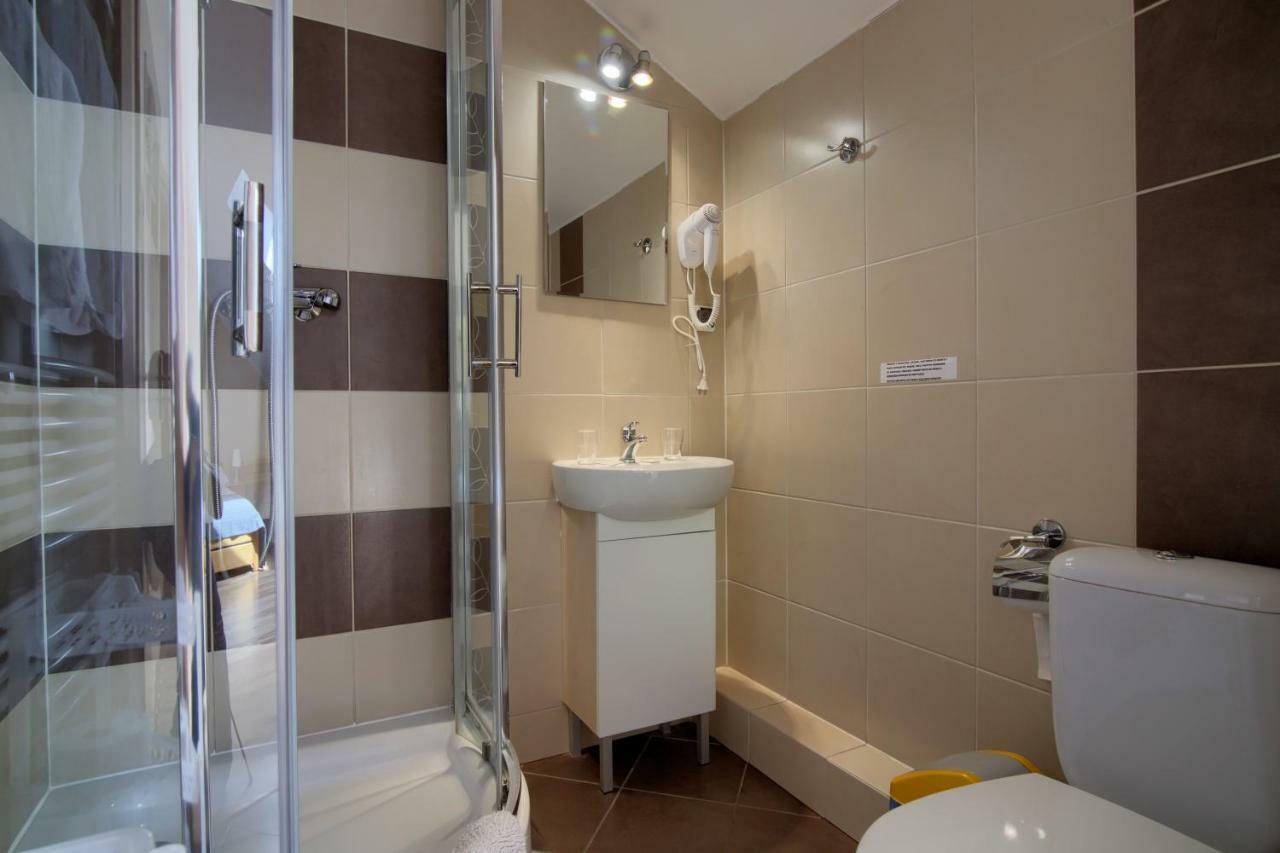 Nawigator Hotel Мендзиздрое Екстериор снимка