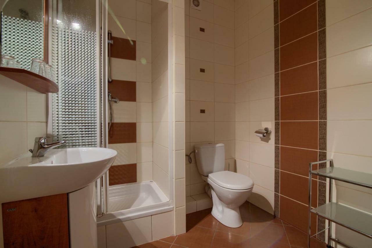 Nawigator Hotel Мендзиздрое Екстериор снимка