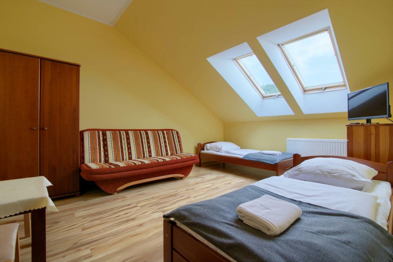 Nawigator Hotel Мендзиздрое Екстериор снимка